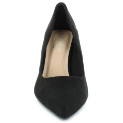 Dominique Nicole Alethia -Fashion Shoe Store 155195 images 03